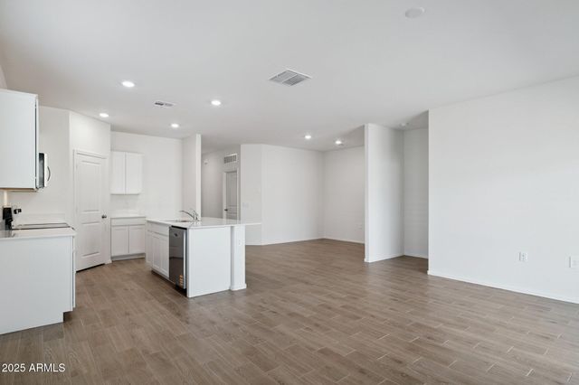 25300 N 184TH Lane, Wittmann, AZ 85361