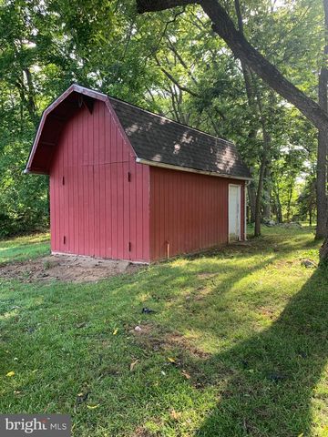 1503 SENSENY, Berryville, VA 22611