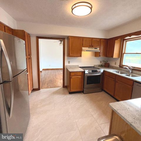 1503 SENSENY, Berryville, VA 22611