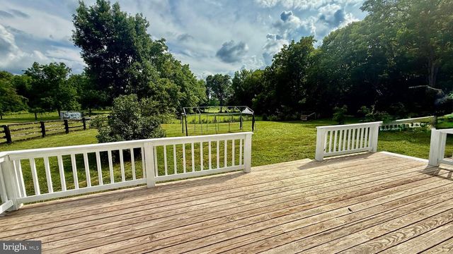 1503 SENSENY, Berryville, VA 22611