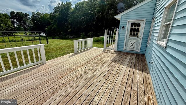 1503 SENSENY, Berryville, VA 22611