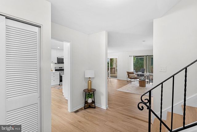 10217 SHILOH ST, Fairfax, VA 22030