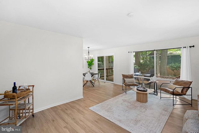 10217 SHILOH ST, Fairfax, VA 22030
