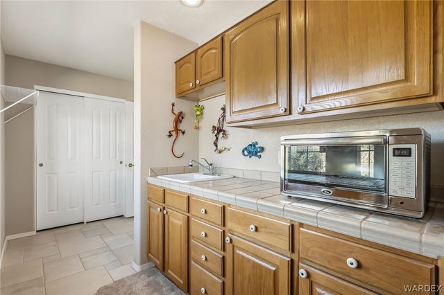 3259 S Ridge Avenue, Bullhead City, AZ 86429