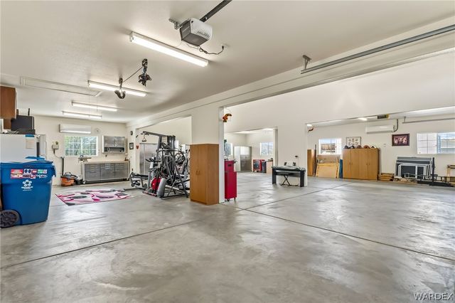 3259 S Ridge Avenue, Bullhead City, AZ 86429