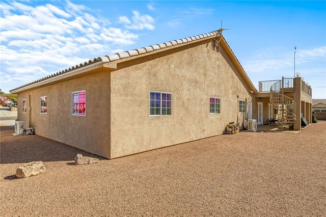 3259 S Ridge Avenue, Bullhead City, AZ 86429