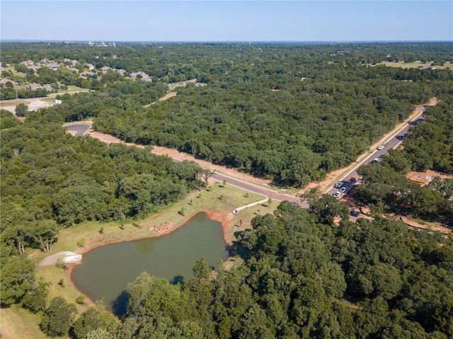 5700 Moulin Drive, Edmond, OK 73034