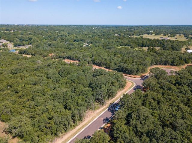 5700 Moulin Drive, Edmond, OK 73034