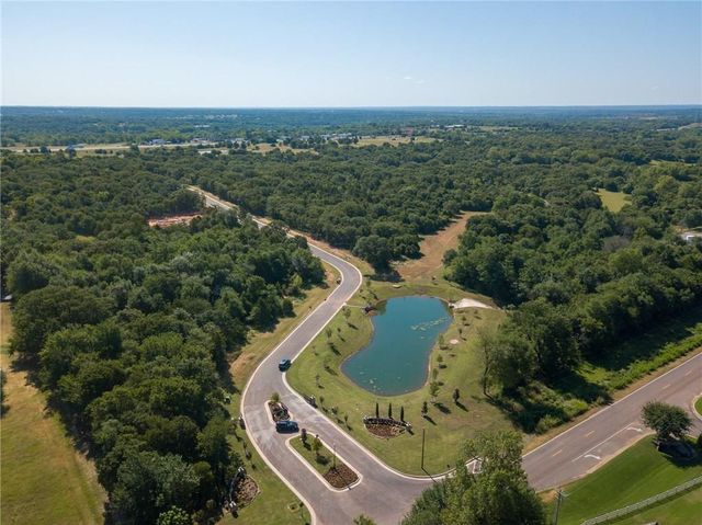 5700 Moulin Drive, Edmond, OK 73034