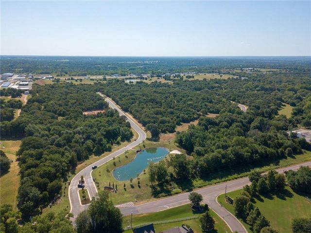 5700 Moulin Drive, Edmond, OK 73034