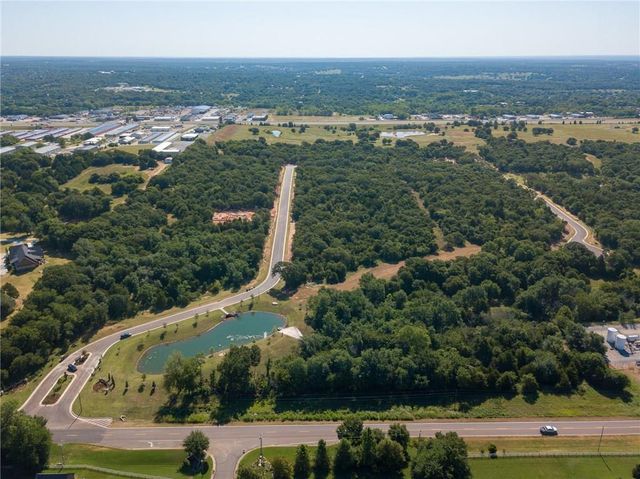 5700 Moulin Drive, Edmond, OK 73034