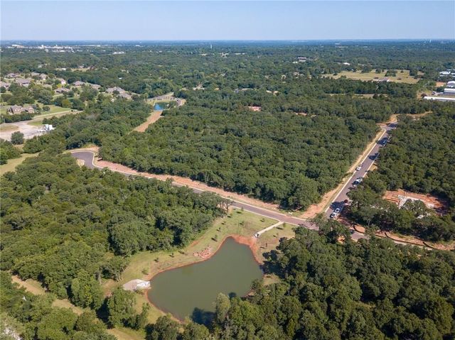 5700 Moulin Drive, Edmond, OK 73034