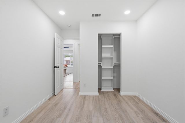 5644 Santa Fe Trail, Haltom City, TX 76148