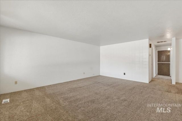 2220 Big Sky St, Caldwell, ID 83605