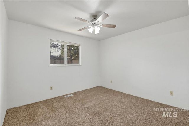 2220 Big Sky St, Caldwell, ID 83605