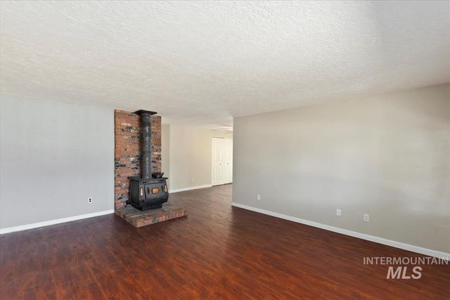 2220 Big Sky St, Caldwell, ID 83605