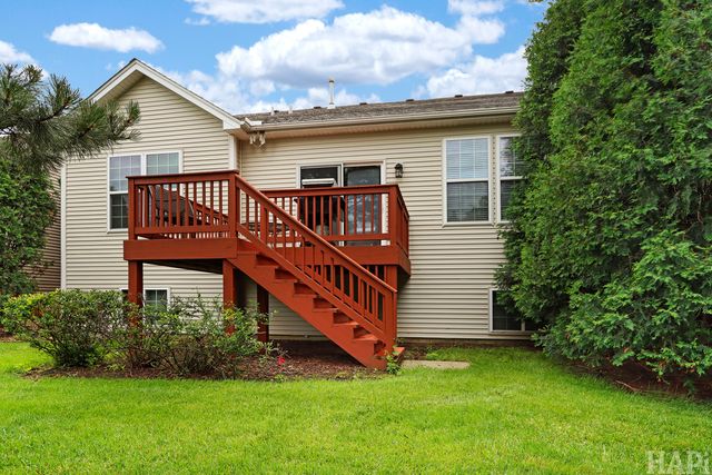 5952 Leeds Road, Hoffman Estates, IL 60192