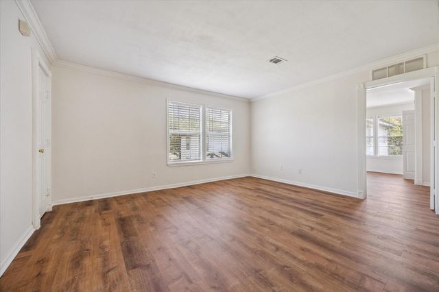 218 W 15th Street 15, Houston, TX 77008