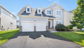 10 Willocks Cir, Franklin Twp., NJ 08873