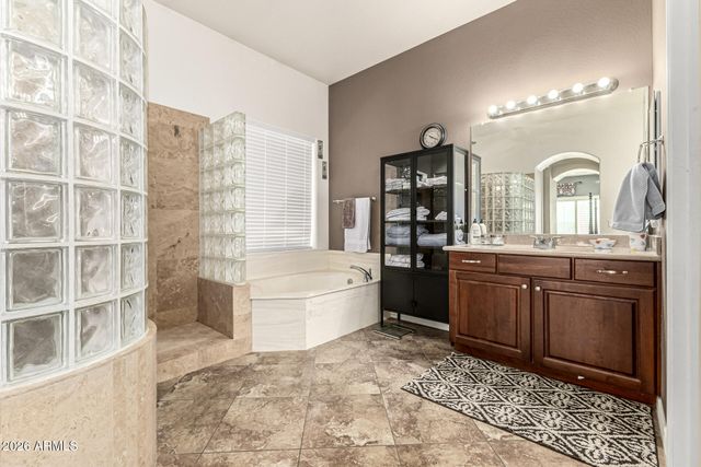 4401 W Coplen Farms Road, Laveen, AZ 85339