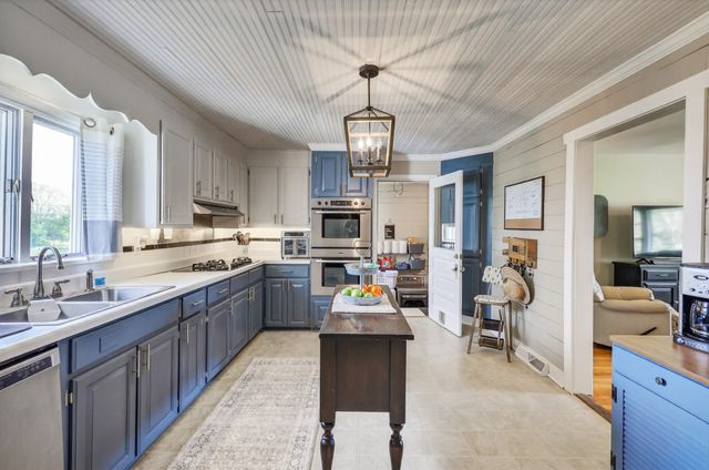 2790 Joe Reeves Rd, Lewisburg, TN 37091