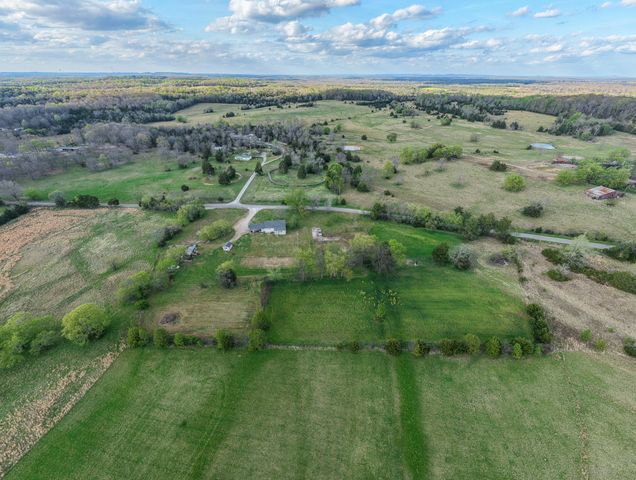 2790 Joe Reeves Rd, Lewisburg, TN 37091