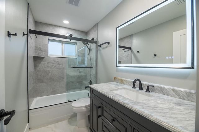 18310 VAN NUYS CIRCLE, Port Charlotte, FL 33948