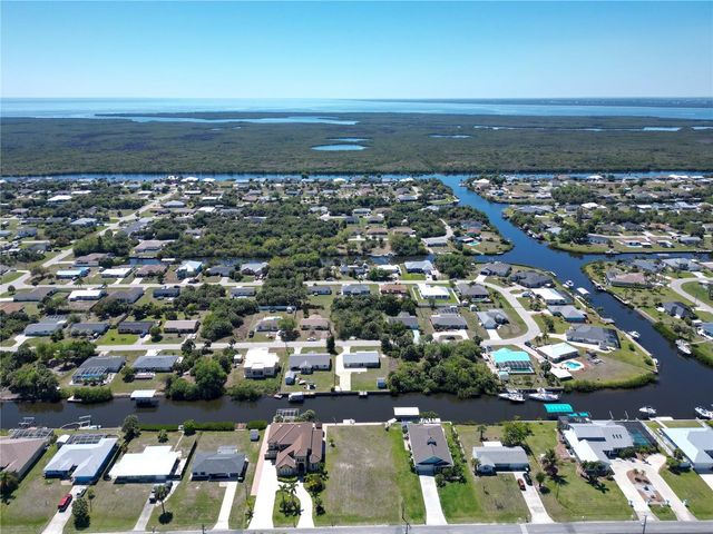 18310 VAN NUYS CIRCLE, Port Charlotte, FL 33948