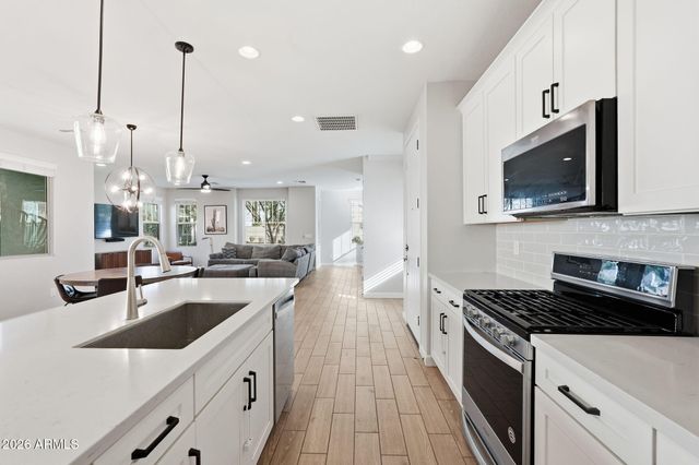 25632 N 20TH Lane, Phoenix, AZ 85085