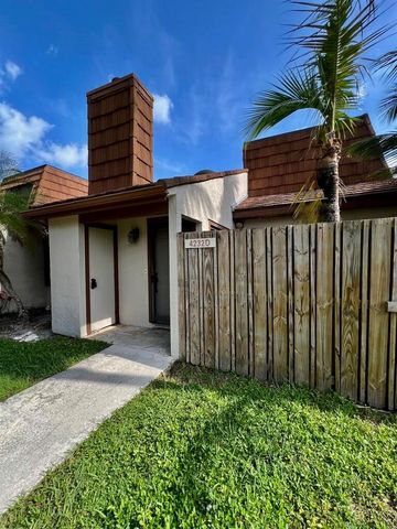 4232 PALM BAY D, West Palm Beach, FL 33406