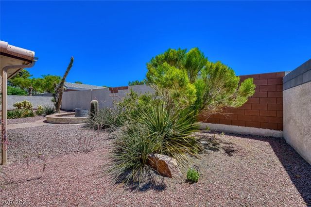 4036 Fairport Drive, North Las Vegas, NV 89032