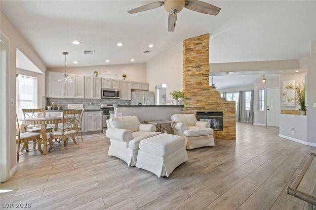 4036 Fairport Drive, North Las Vegas, NV 89032