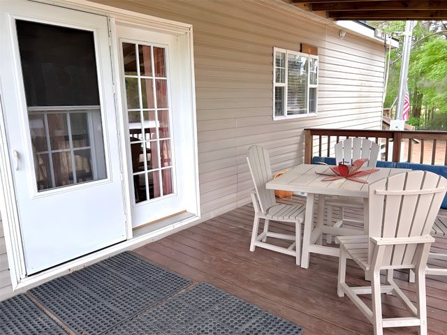 1402 An County Road 2110, Elkhart, TX 75839