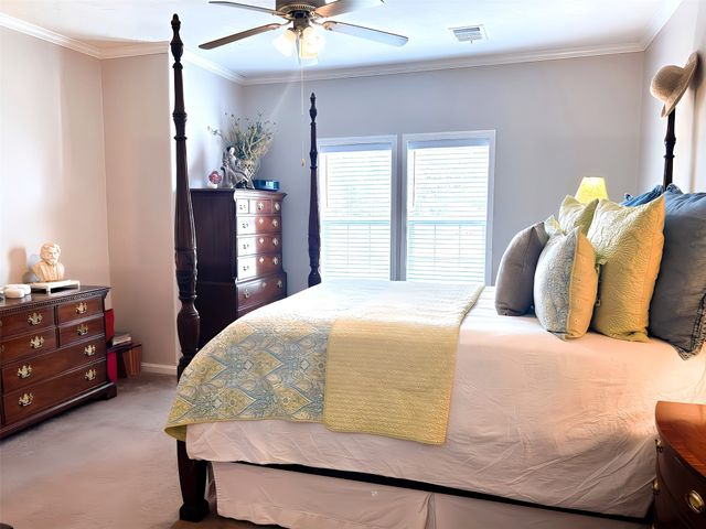1402 An County Road 2110, Elkhart, TX 75839