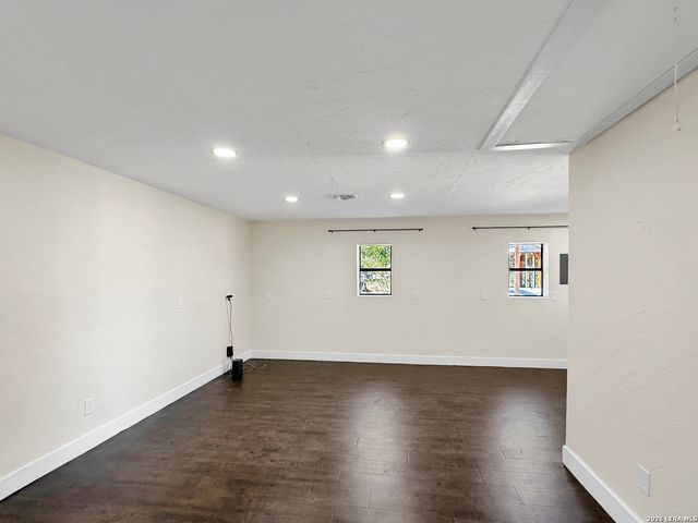 789 BARBARA DR, Canyon Lake, TX 78133