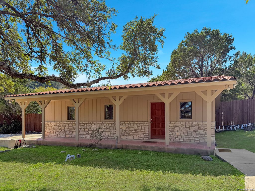 789 BARBARA DR, Canyon Lake, TX 78133