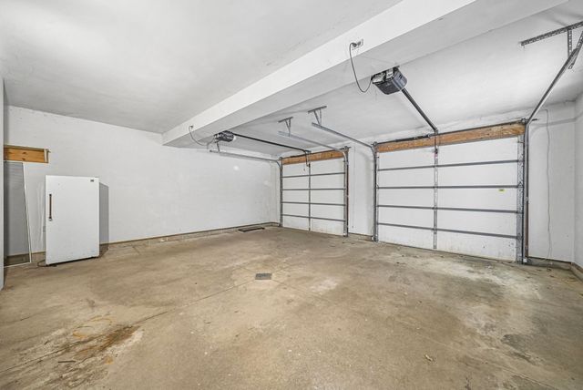 1275 S Nanagosa Trail, Suttons Bay, MI 49682