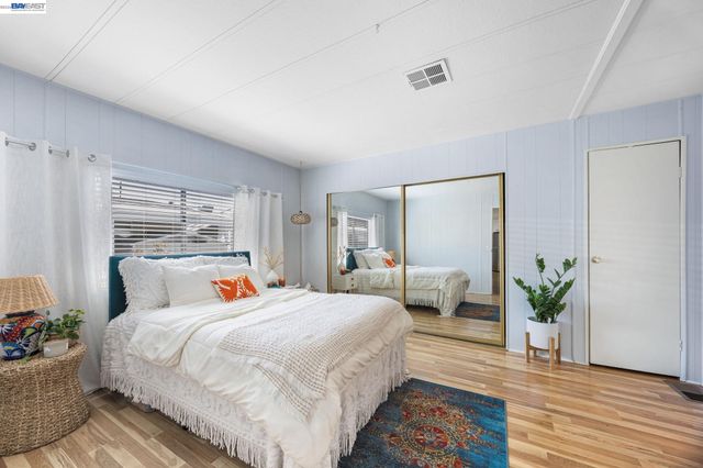 29315 Harpoon Way, Hayward, CA 94544