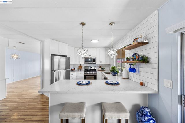 29315 Harpoon Way, Hayward, CA 94544