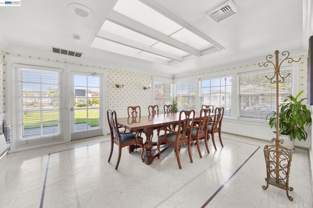 29315 Harpoon Way, Hayward, CA 94544