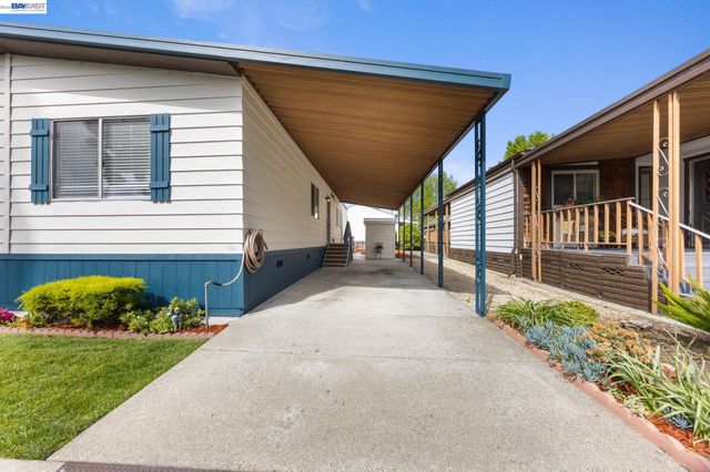 29315 Harpoon Way, Hayward, CA 94544