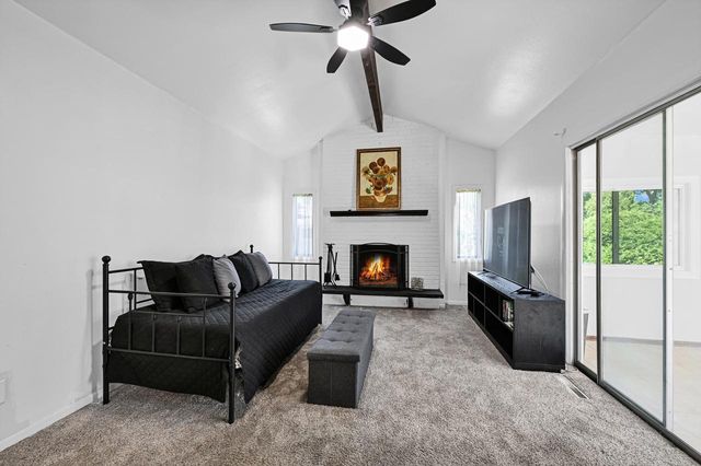 14390 W Wilbur DRIVE, New Berlin, WI 53151