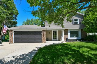 14390 W Wilbur DRIVE, New Berlin, WI 53151