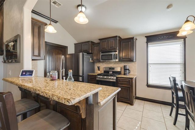 11728 SW 20th Street, Yukon, OK 73099
