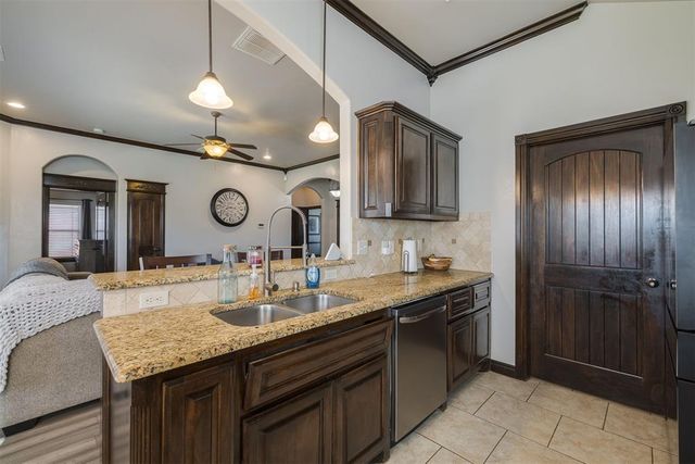 11728 SW 20th Street, Yukon, OK 73099