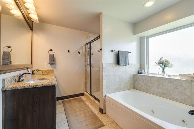 11728 SW 20th Street, Yukon, OK 73099