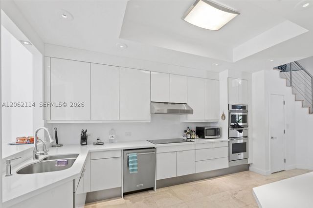 21103 NE 38th Ave 77, Aventura, FL 33180