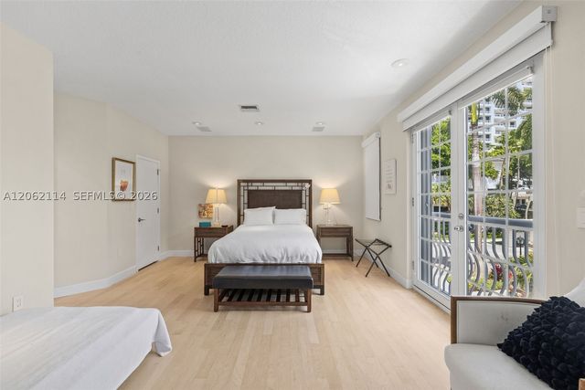 21103 NE 38th Ave 77, Aventura, FL 33180