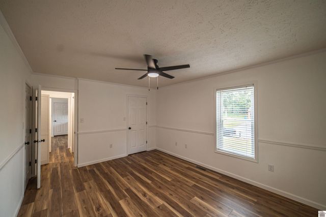 100 Clear Creek, Paducah, KY 42001