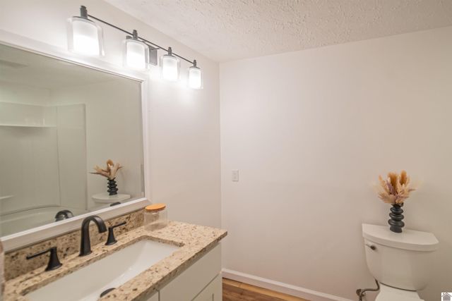 100 Clear Creek, Paducah, KY 42001